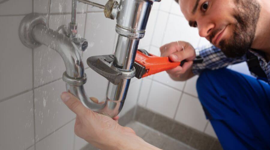 Professional same day plumber services in Brackettville, TX